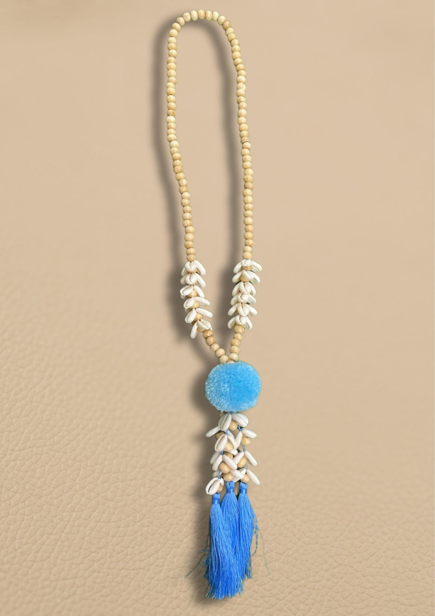 Sautoir Pompon, Coquillages et Perles de Bois - Fait main