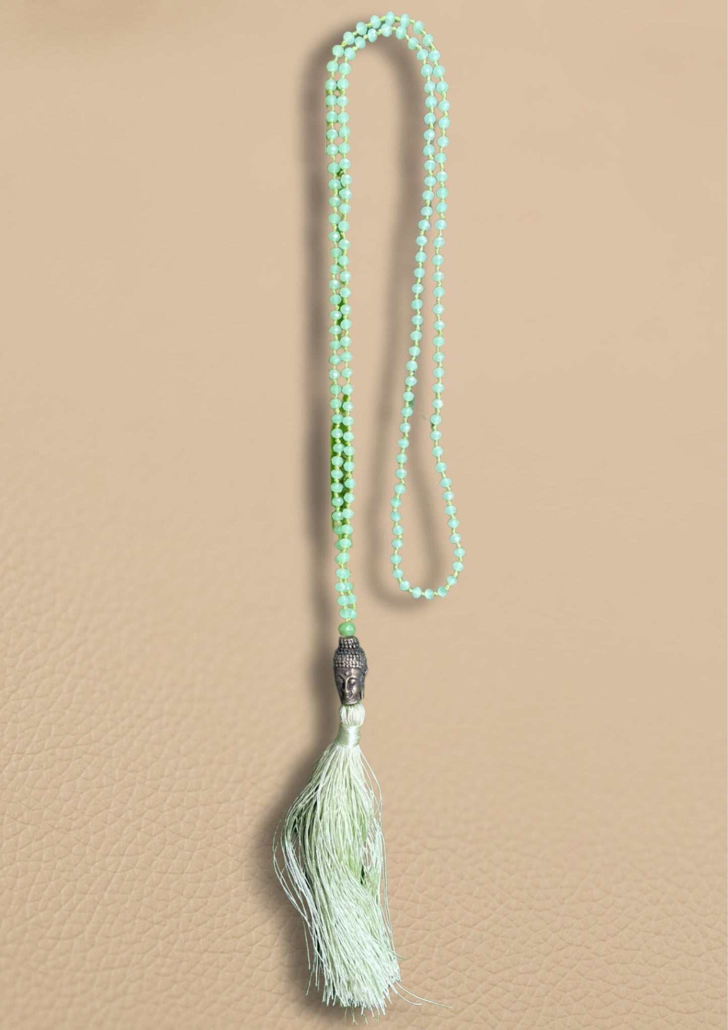 Sautoir Bouddha : Symbole de paix - Fait main