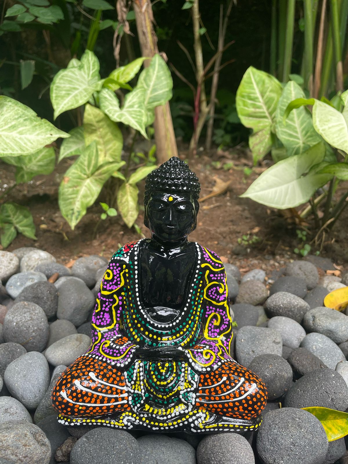 Statuette de Bouddha multicolore en résine - Fait main